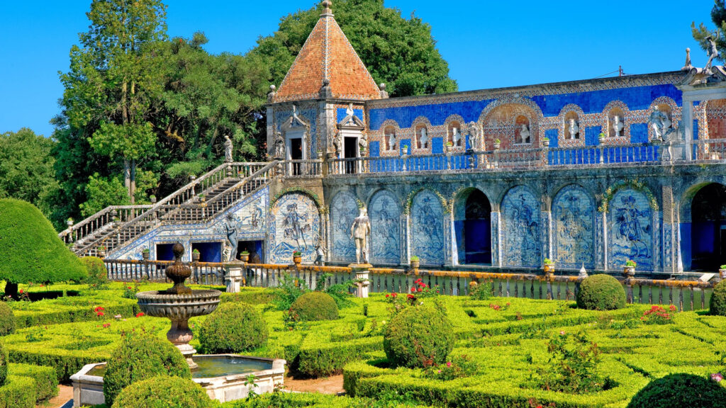 One of many stunning Lisbon Secret Spots: Palácio dos Marqueses de Fronteira