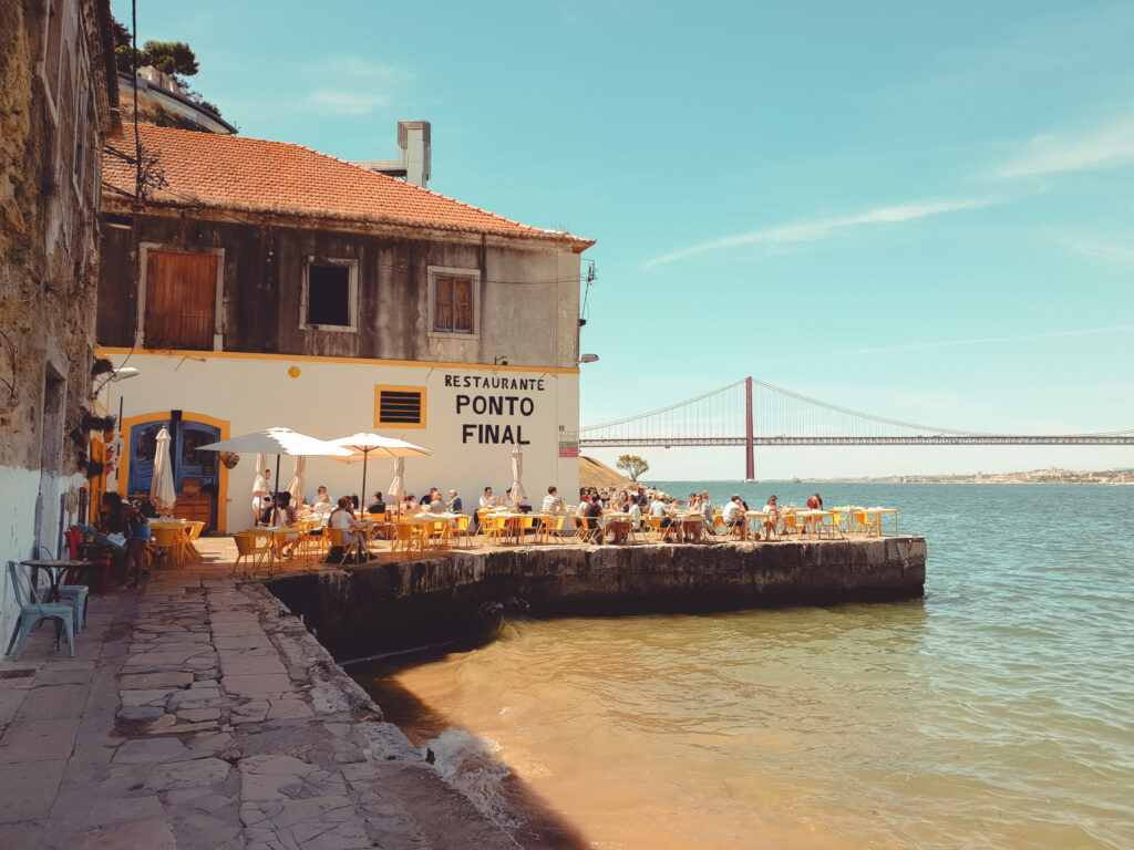 Enjoy a stunning view of Lisbon from Restaurante Porto Final