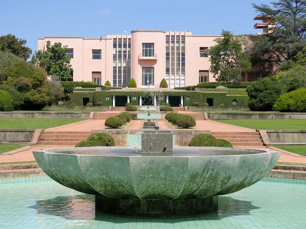 Exploring the Serralves Foundation, a Porto secret spot