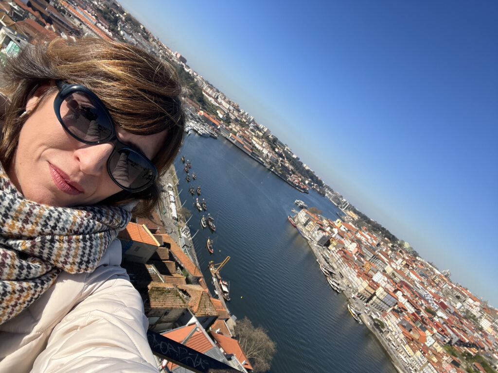 Rosa Lara searching for Porto secret spots on a research trip