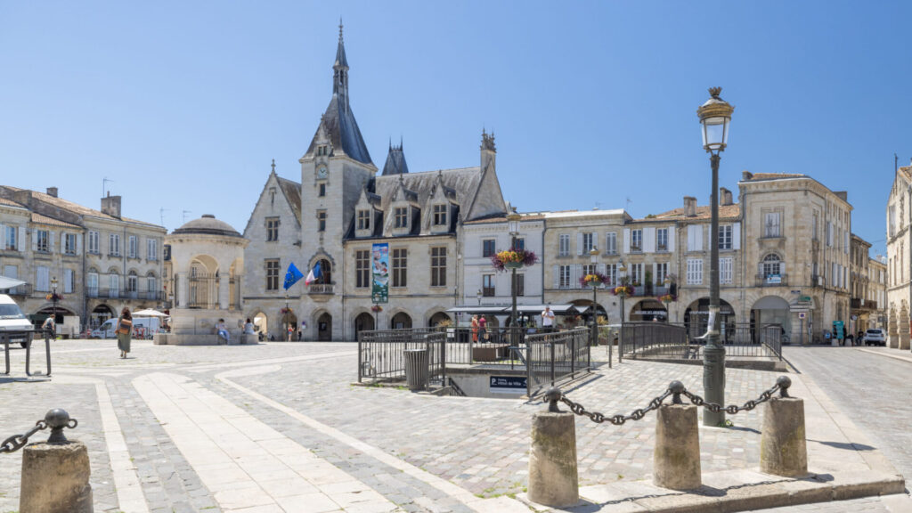 Libourne central squaree